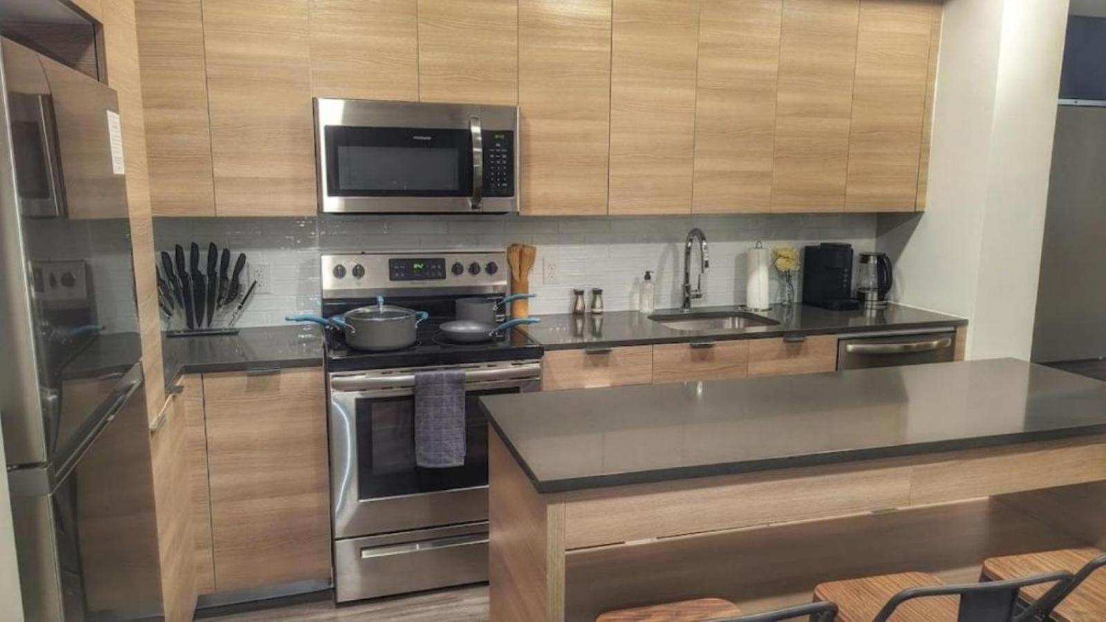 Apartment Level Modern Luxury In Dc Washington